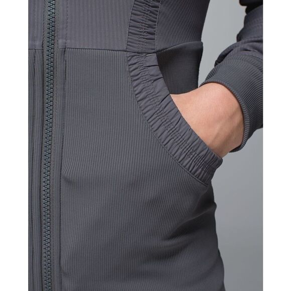 Lululemon Dance Studio Jacket III Soot Light - Size: 8 - Picture 7 of 13